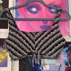 Bikini top woven black and white